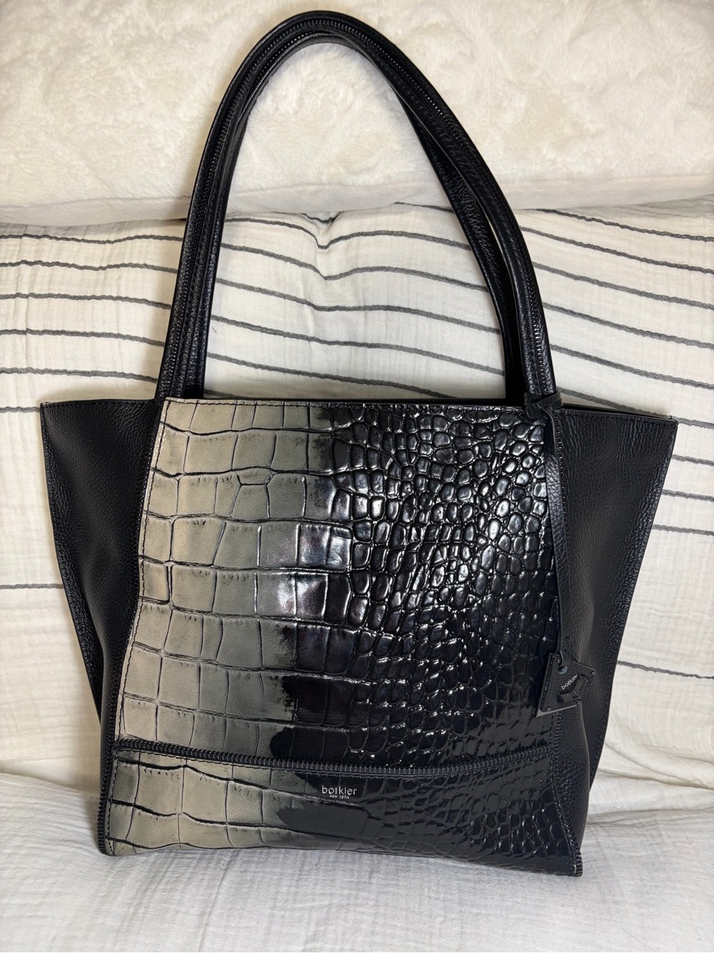 Botkier Black and Cream Ombré Croc-Embossed Leather Tote with Zipper Trim